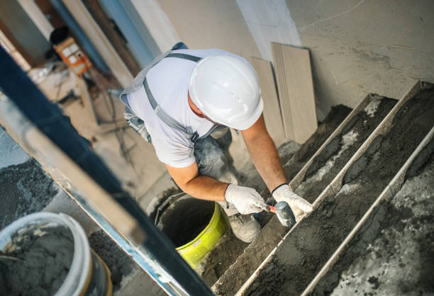 Best Local Concrete Companies  in Newburg, WI